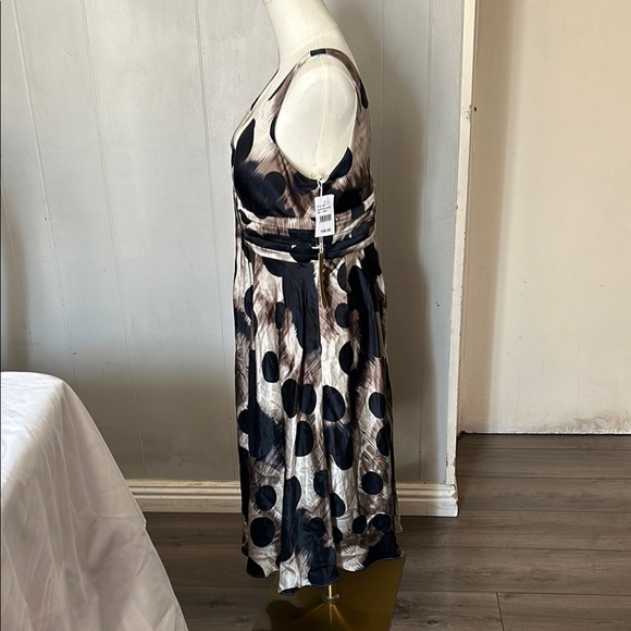 Black and White Sleeveless Midi Sundress for Cocktail Laura Vann - Picture 2 of 7